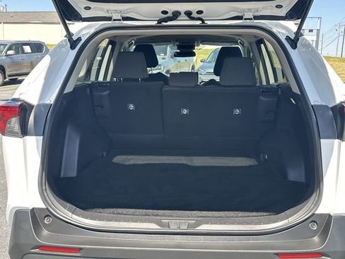 Used 2024 Toyota RAV4 LE image 21
