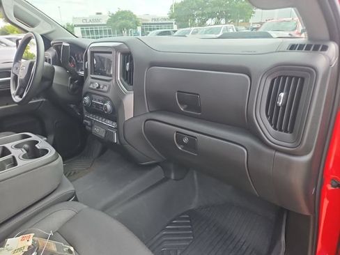Used 2025 Chevrolet Silverado 1500 Custom Trail Boss w/ Turbomax Blackout Package AWD/4WD image 25