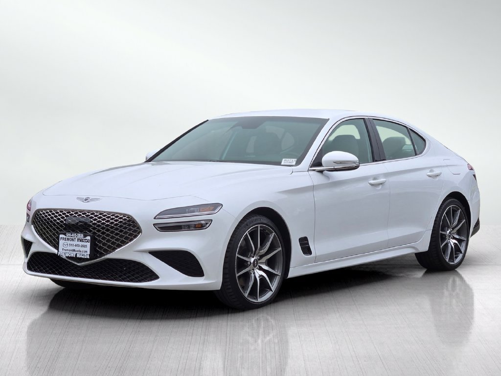 Used 2023 Genesis G70 2.0T RWD image 8