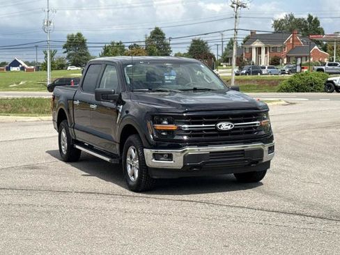 Certified 2025 Ford F150 XLT w/ Equipment Group 301A Standard AWD/4WD image 3
