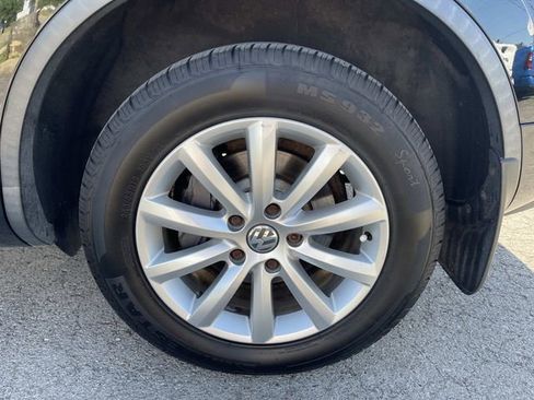 Used 2012 Volkswagen Touareg Sport AWD/4WD image 11