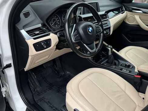Used 2018 BMW X1 xDrive28i image 4
