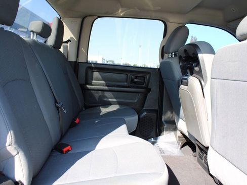 Used 2018 RAM 1500 Express w/ Express Value Package image 21