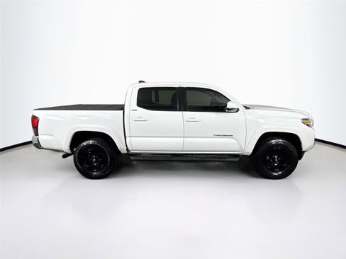 Used 2021 Toyota Tacoma SR5 image 8