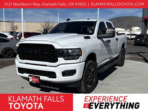 Used 2024 RAM 2500 Tradesman w/ Convenience Group image 1