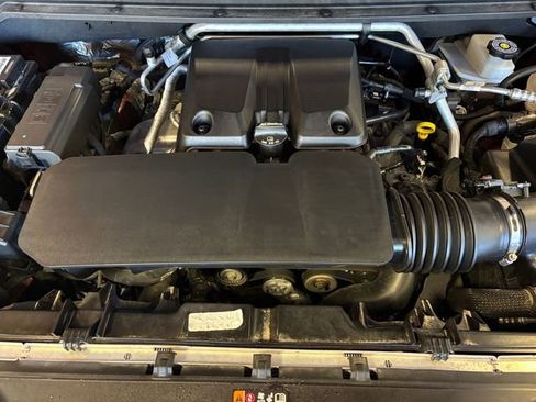 Used 2024 Chevrolet Colorado Trail Boss image 24