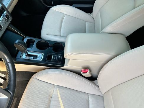 Used 2017 Subaru Legacy 2.5i Premium AWD/4WD image 26