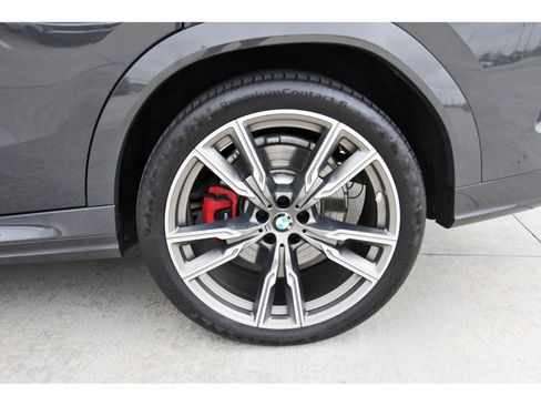 Used 2023 BMW X6 M50i w/ Executive Package image 33