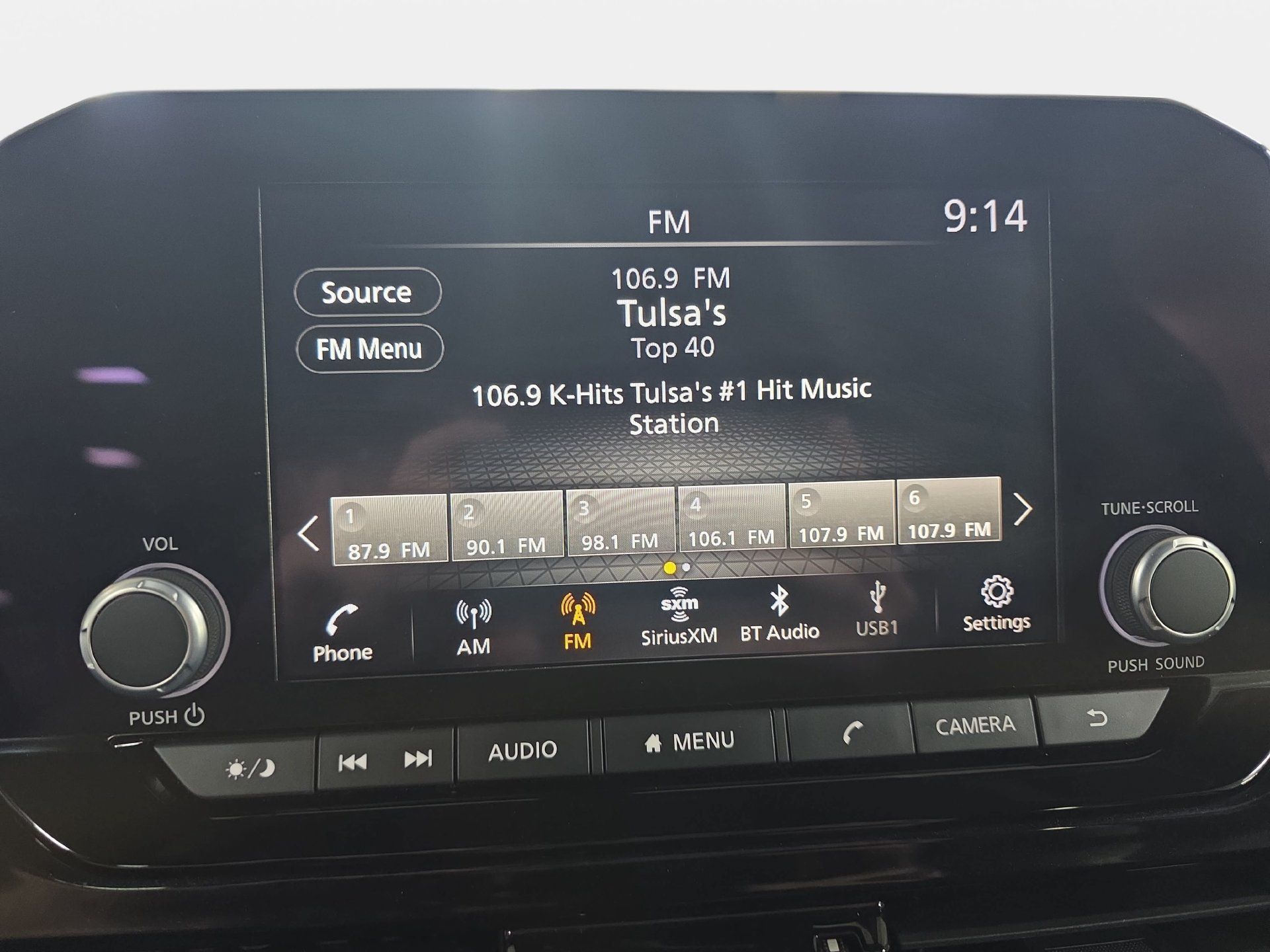 Used 2025 Nissan Pathfinder SV AWD/4WD image 22