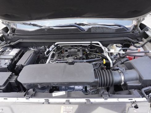 New 2026 GMC Canyon Elevation w/ Convenience Package RWD image 9