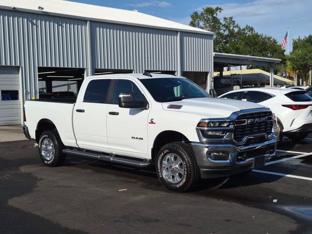 Used 2025 RAM 2500 Big Horn AWD/4WD image 3