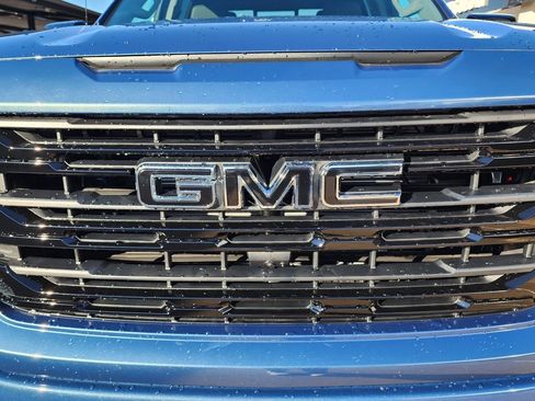 New 2026 GMC Sierra 1500 Elevation w/ Elevation Premium Package image 10