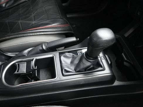 Used 2022 Toyota Tacoma SR w/ SR Convenience Package RWD image 28