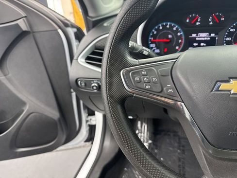 Used 2023 Chevrolet Malibu LT image 27