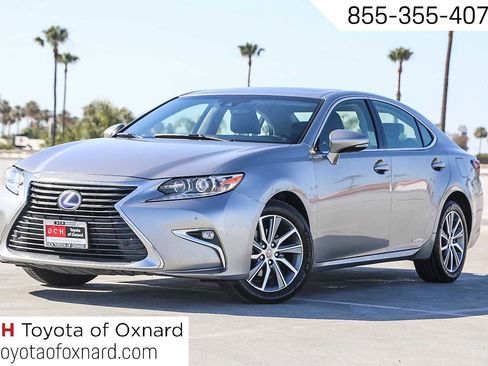 Used 2016 Lexus ES 300h w/ Ultra Luxury Package FWD image 1