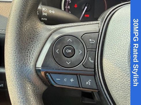 Used 2024 Toyota RAV4 XLE FWD image 20