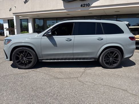 Used 2024 Mercedes-Benz GLS 450 4MATIC image 19