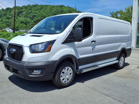 Used 2025 Ford Transit 250 Low Roof w/ Exterior Upgrade Package RWD image 1
