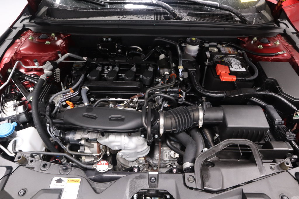 Used 2023 Honda Accord EX image 31