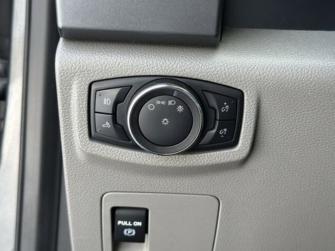 Used 2018 Ford F150 XLT image 26