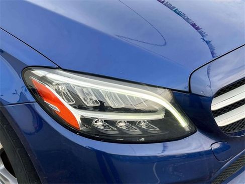 Used 2020 Mercedes-Benz C 300 4MATIC Sedan w/ Premium Package image 9