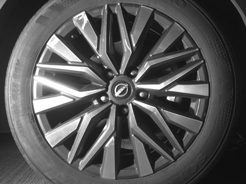 Used 2025 Nissan Altima 2.5 SV image 13