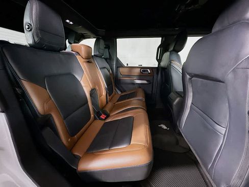 Used 2021 Ford Bronco Outer Banks w/ Sasquatch Package image 30