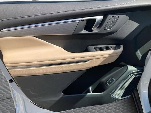 New 2026 Buick Enclave Preferred w/ Power Package image 12