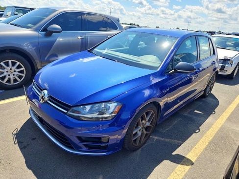 Used 2016 Volkswagen Golf R 4-Door AWD/4WD image 3
