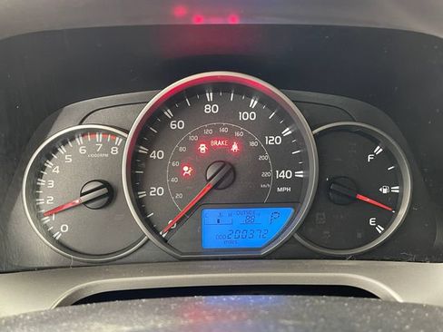 Used 2016 Toyota RAV4 LE AWD/4WD image 5