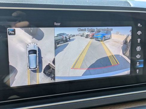 Used 2021 Mercedes-Benz GLE 350 w/ 3rd Row Seat Package image 18