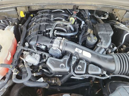 Used 2022 Jeep Grand Cherokee L Laredo AWD/4WD image 16