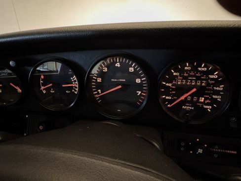 Used 1996 Porsche 911 image 7