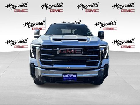 New 2026 GMC Sierra 3500 SLT w/ SLT Premium Package image 2