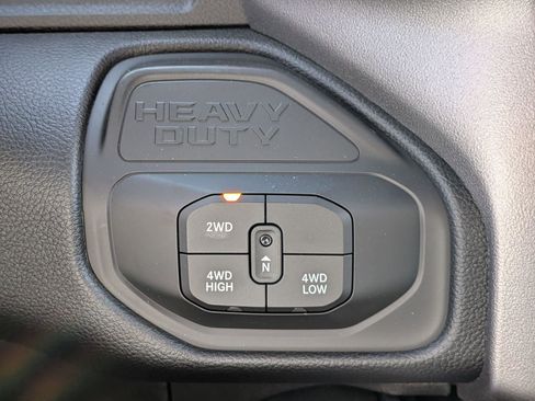 New 2026 RAM 2500 Big Horn AWD/4WD image 21