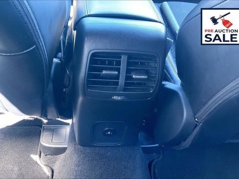 Used 2025 Ford Escape ST-Line AWD/4WD image 34