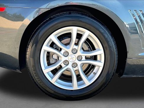 Used 2013 Chevrolet Camaro LS RWD image 7