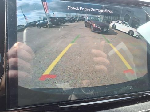 New 2026 Chrysler Pacifica Select image 13