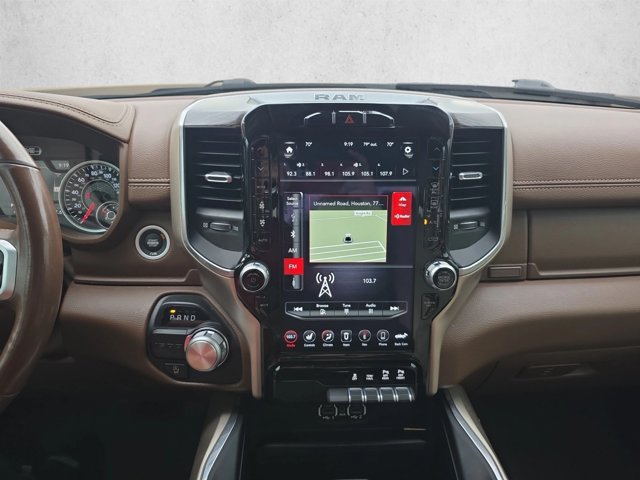 Used 2020 RAM 1500 Laramie RWD image 14
