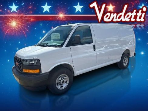 New 2026 GMC Savana 3500 w/ Driver Convenience Package RWD image 1