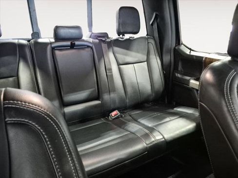 Used 2019 Ford F150 Lariat w/ Equipment Group 502A Luxury image 18