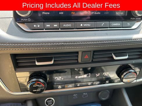 Used 2023 Nissan Rogue SV w/ SV Premium B Package FWD image 7