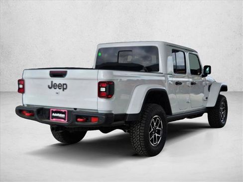 New 2026 Jeep Gladiator Rubicon image 2