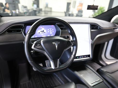 Used 2016 Tesla Model X P90D AWD/4WD image 31