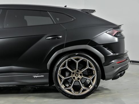 Used 2024 Lamborghini Urus Performante image 9