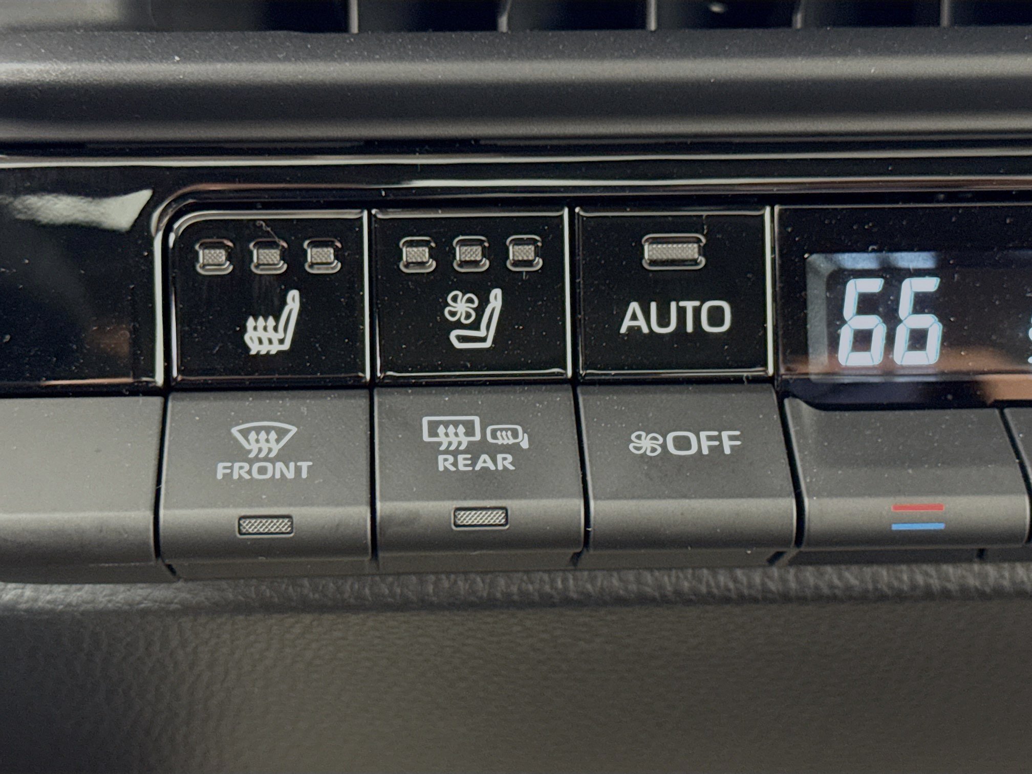 Used 2026 Toyota Crown AWD/4WD image 23