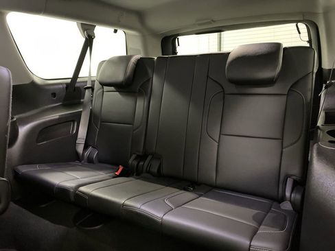 Used 2018 Chevrolet Suburban LT AWD/4WD image 24