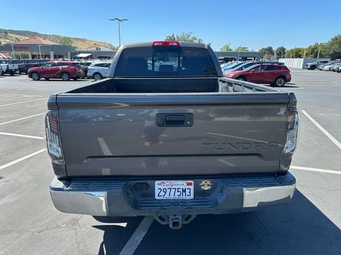 Used 2015 Toyota Tundra SR5 w/ SR5 Upgrade Package image 3