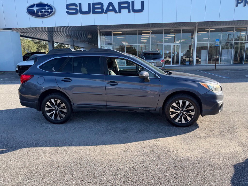 Used 2017 Subaru Outback 3.6R Limited AWD/4WD image 2