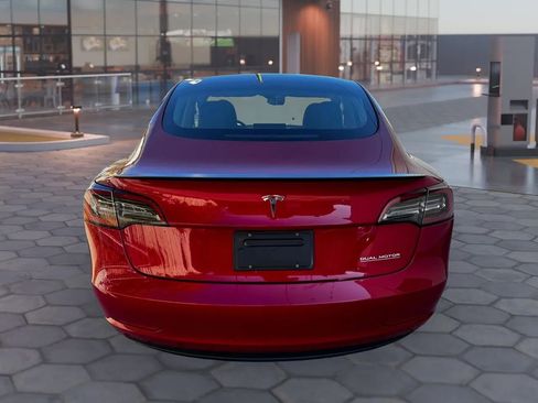 Used 2023 Tesla Model 3 Performance image 5
